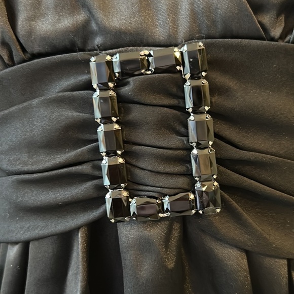 Svetlana size 8 & 4 high neck long sleeve sexy keyhole tuxedo tail ruching cuff - Picture 8 of 17